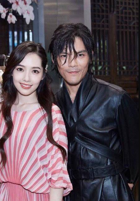 郭碧婷向佐真的幸福吗(向佐结婚现场)