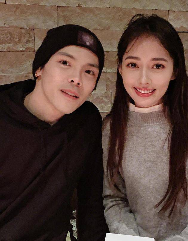 郭碧婷向佐真的幸福吗(向佐结婚现场)