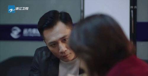 与刘烨的面条之吻引发团战,杨幂、张钧米、迪伦献上最美之吻。