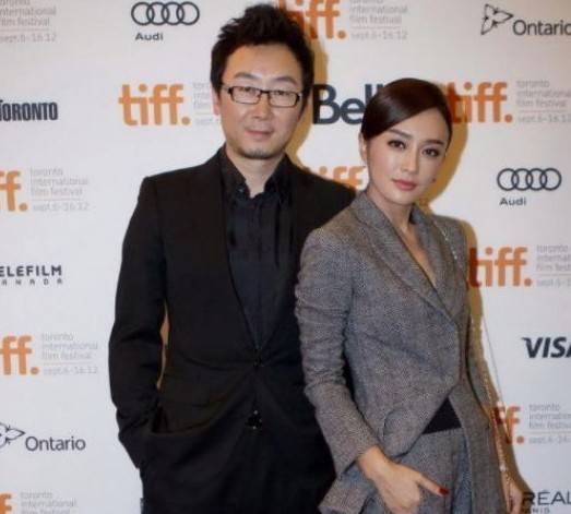 和秦岚同居4年,多次求婚都被秦岚拒绝。今天,我嫁给中央电视台作为成人赢家。