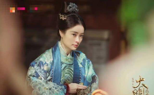 在剧中扮演第三者被骂得很惨，现实中被出卖？分手后一直没结婚！