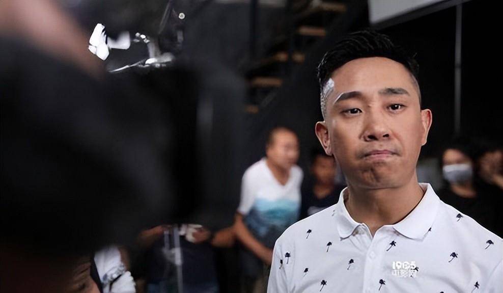 离开嘉陵九年,白打得很烂。他背后发生了什么?