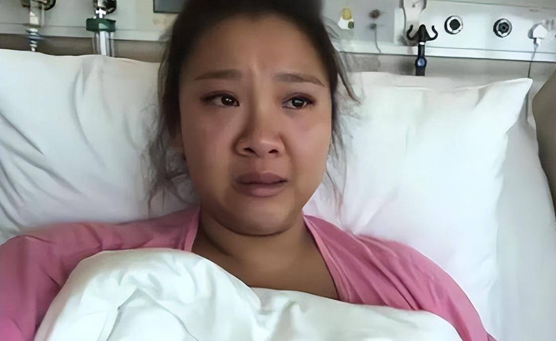 我爸不管,我妈不在。有一次我跪在男朋友面前求他不要走。郑投诉过郑吗?