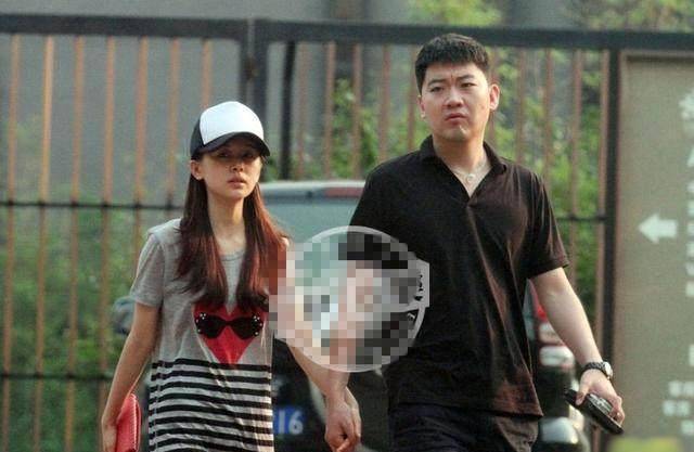 王凯的老婆是不是王子文(王凯王子文私下照片)