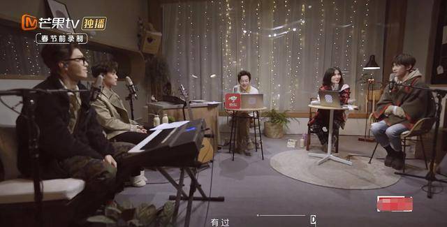 20岁的Jackson Yee大谈自己的暗恋经历,被娜娜紧急叫停,何炅。他的偶像是太多了,他不能帮助自己。