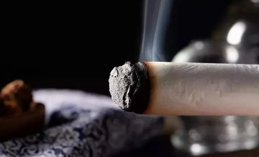 三伏灸去医院还是理疗中心好(三伏灸去医院还是去美容院)