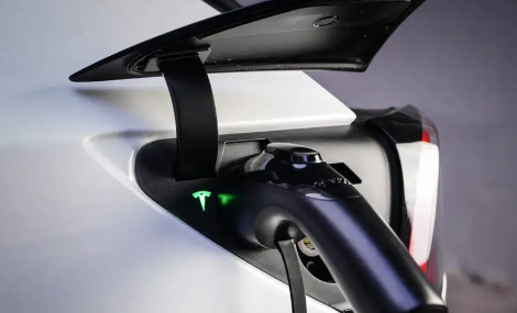 新能源汽车充电能开空调么(新能源汽车充电能开发票吗)