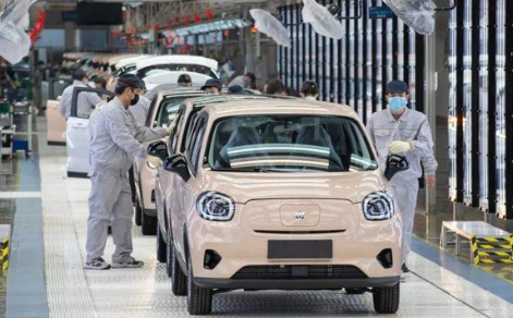 新能源车充电时有辐射吗(新能源车充电时有噪音吗)