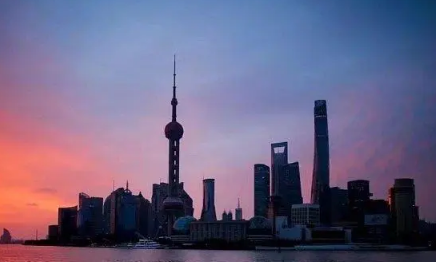 中秋节上海欢乐谷人多吗(中秋节上海外滩夜景)