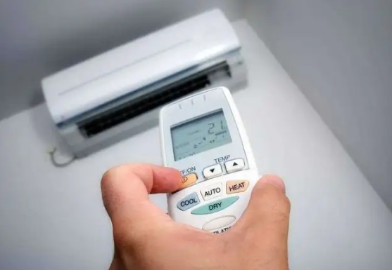 空调开除湿好还是制冷(空调除湿健康还是制冷健康)