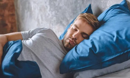 为什么女生容易得甲状腺癌(为什么女生容易得乳腺癌)