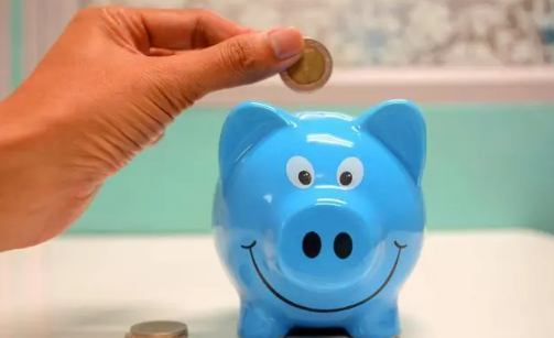 月入四千怎样理财(月入四千怎么活)