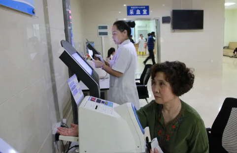 为什么不建议年轻人做碳13检查(为什么不建议年轻人做心理咨询)