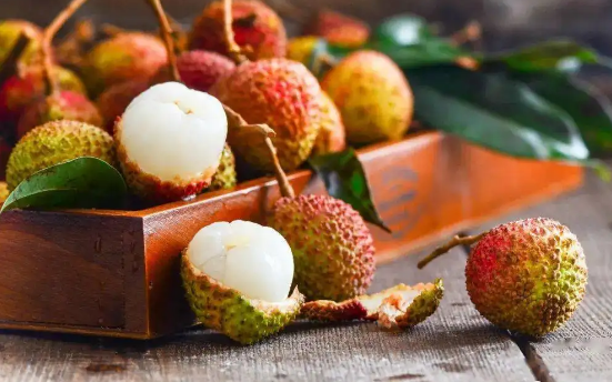 荔枝速冻一年还可以吃吗(荔枝冷冻一个月还能吃吗吗)