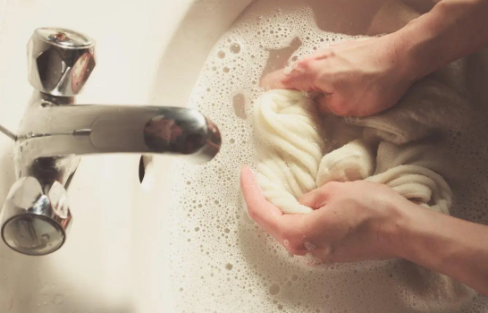 衣服洗过有汗味怎么办(衣服洗过还有汗味怎么办)