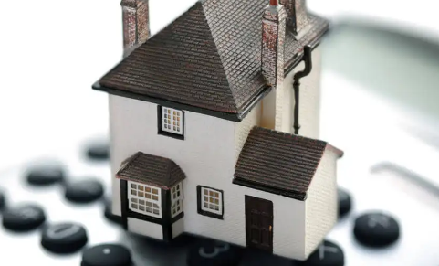 名下两套房卖一套(二套房首付一定要四成吗)