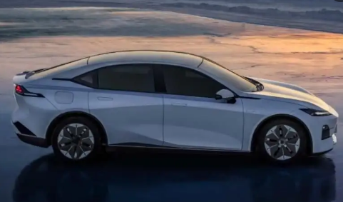 新能源车到底要不要充满电(新能源车充满电好吗)