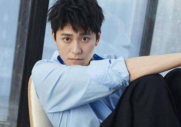 她意外把妹妹带进演艺圈(意外将妹妹带入娱乐圈)