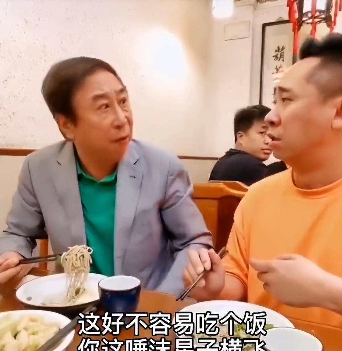 离开嘉陵九年,白打得很烂。他背后发生了什么?