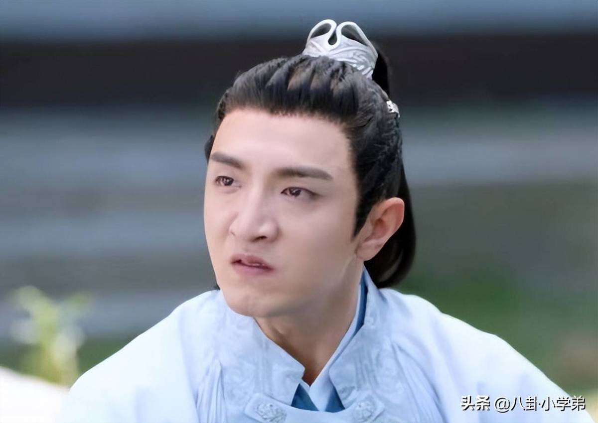 古装圆脸女星(大马脸男演员)