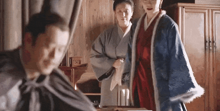 103010赵的女主角有几场戏？这已经不是第一次发生在她身上了。