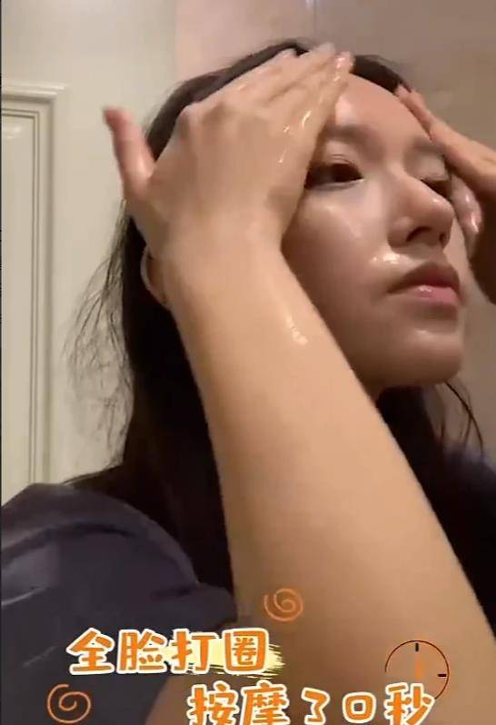 程潇卸妆后的真正样子(程潇近期颜值)