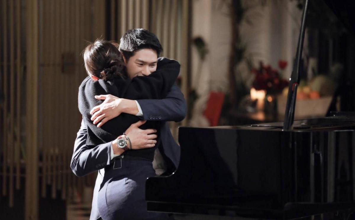 吴永恩丽江之行,奥利维亚,多次偶遇。他们的脸被赞,身高差最可爱。