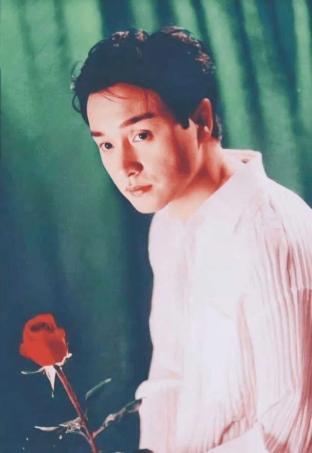 张国荣逝世17周年唐鹤德发文缅怀(2002年张国荣生日唐鹤德为什么缺席)