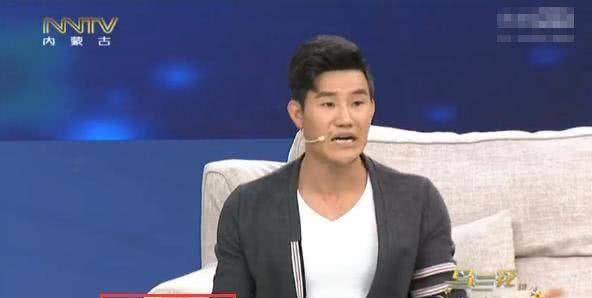 嘎子哥自曝：火灾发生后，他沉默了。后来没人找他拍戏，他和老婆是初恋！