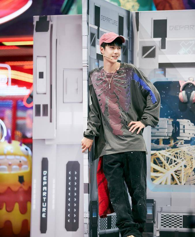 行为恶劣!肖恩肖《斗罗》水军团曝光,宜博粉丝疑似主力