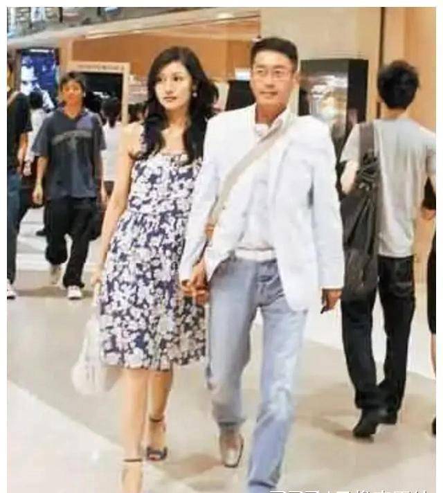 杨恭如和李嘉欣谁漂亮(杨恭如是港姐吗)