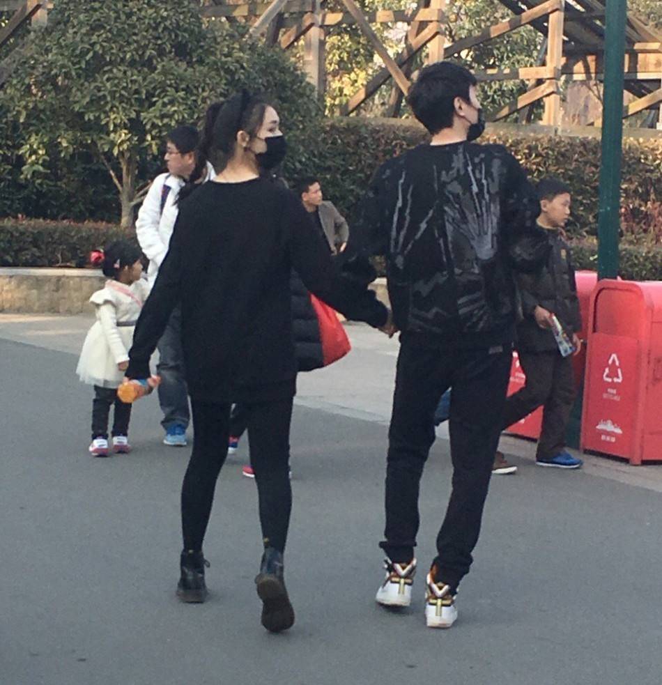 冯绍峰,赵丽颖为啥离婚(赵丽颖为什么跟冯绍峰离婚)