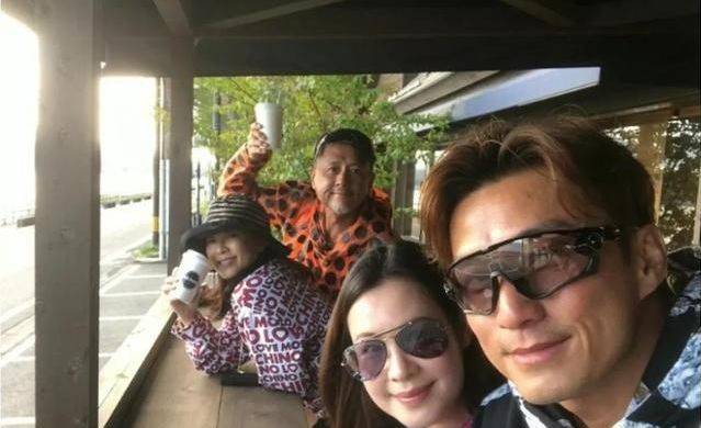 四线男星为了嫁入豪门，隐瞒婚姻真相，爱上赌王的女儿。