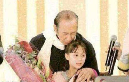 何鸿燊女儿何超欣简介(何鸿燊最疼爱的女儿何超琼)