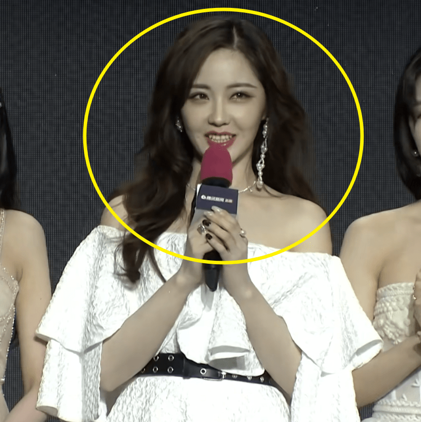 硬糖少女陈卓璇身高(硬糖少女获奖出镜生图曝光，赵粤颜值显老，陈卓璇脸大了一倍)