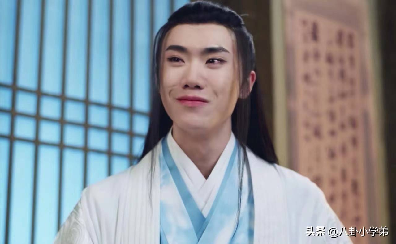 古装圆脸女星(大马脸男演员)