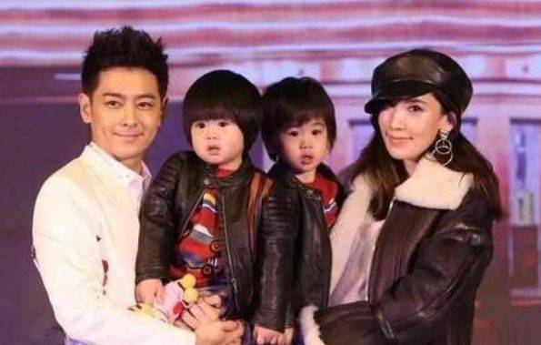 林志颖家有脸,艺鹭家有长腿,李香家有腰。看到他的家人真的很神奇。