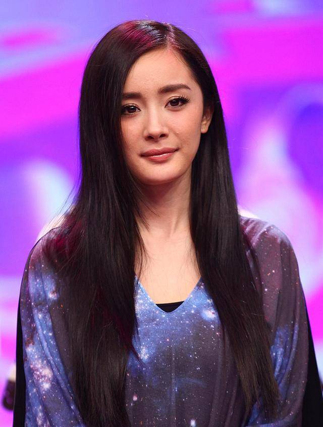 最强的面对面，一半厉害，一半聪明。《庆余年》她是杨幂和赵的“合体”。