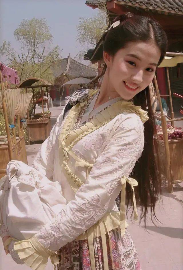 刘亦菲的腹肌(韩国腹肌刘亦菲)