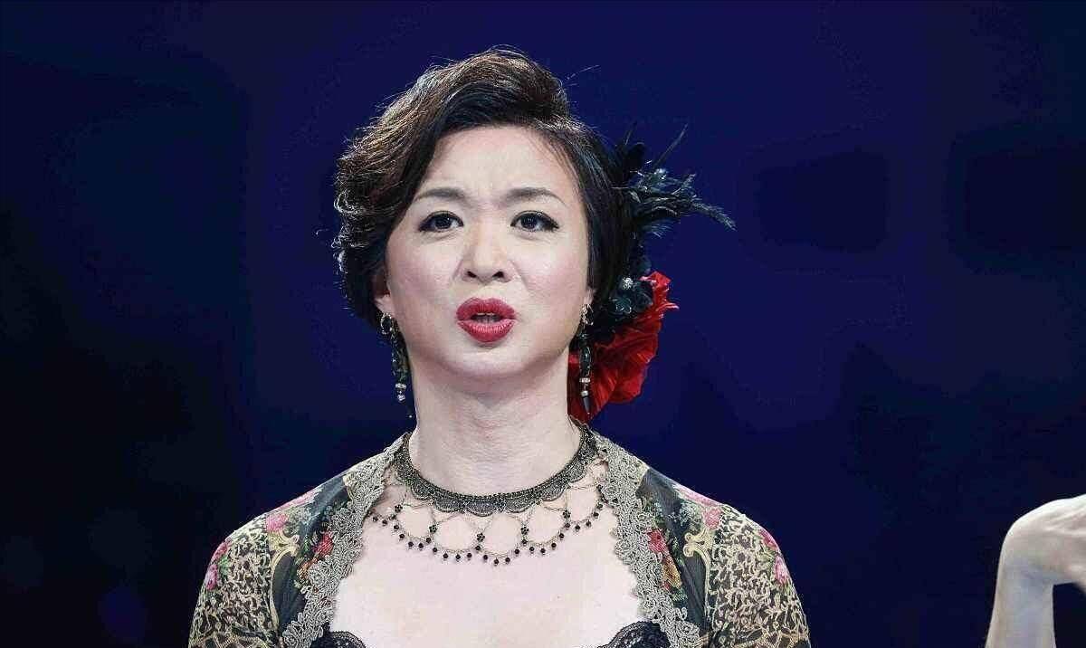 时隔四年，《金星秀》回归！54岁时，偶然遇见维纳斯帕里斯，与丈夫相依为命。