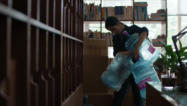 幸福到万家:王青来进城为什么“变坏”?他失去了户主的职位,开始堕落。