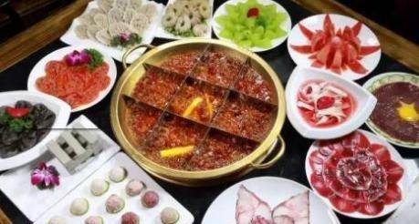 陈赫的火锅店生意红火,黄磊的火锅店冷清,这就是为什么会有这么大的差距。