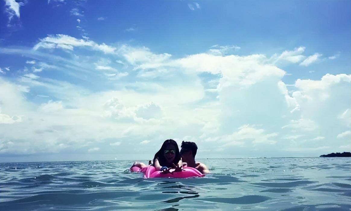 赵丽颖冯小刚离婚(冯丽颖离婚)