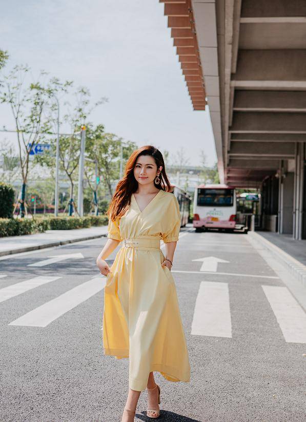 任家萱烧伤后现在怎么样(任家萱因烧伤整过容)