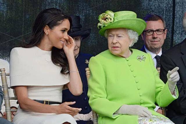 英王室哈里梅根新动态(哈里梅根爆王室猛料)