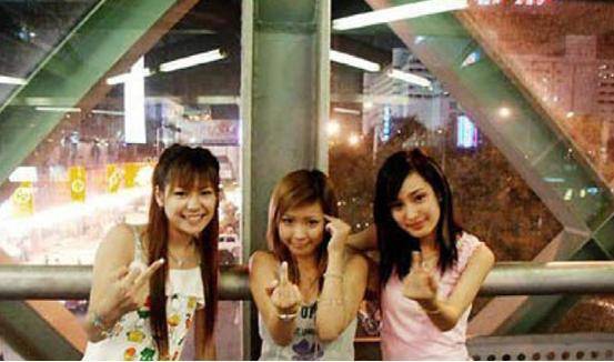 八年后，我撞见了他们过期的糖果。杨幂：满眼都是你为什么不珍惜？