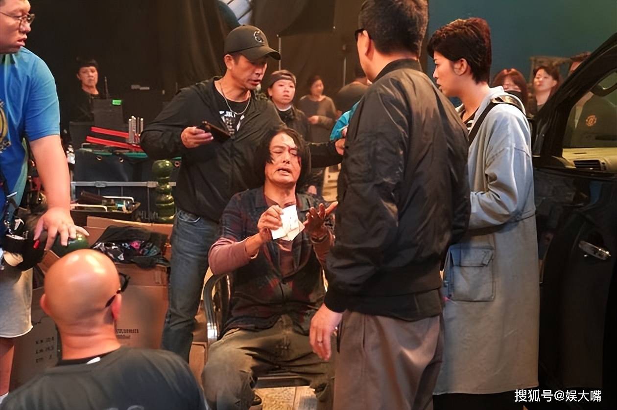 周润发裸捐事件(周润发被刺事件)