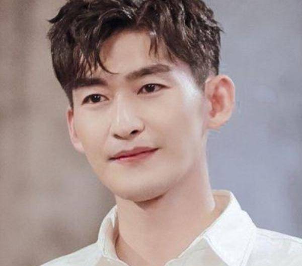 演员张宇菲年龄(演员张宇菲个人资料)