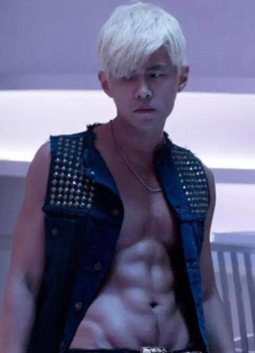 周杰伦胖了的原因(周杰伦真的长胖了吗)