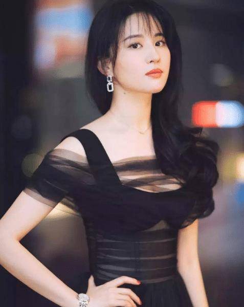 刘亦菲 双下巴(刘亦菲 下巴)